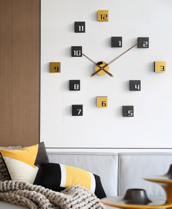 Emitdoog Bricks Clock