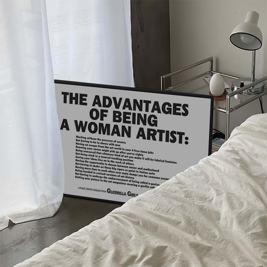 ZHXS Woman Artist Wall Art