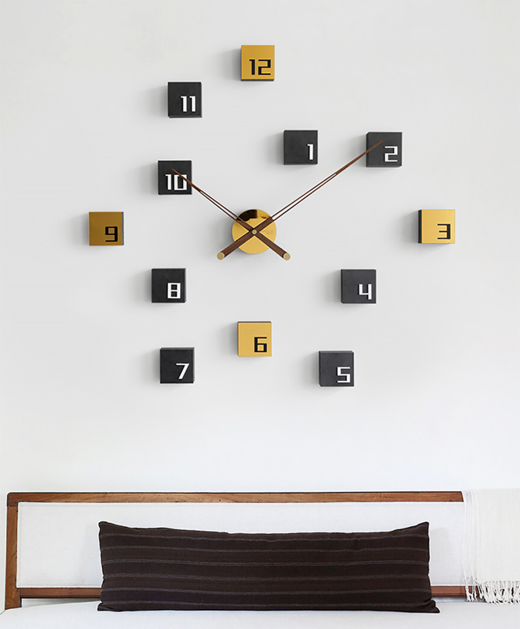 Emitdoog Bricks Clock
