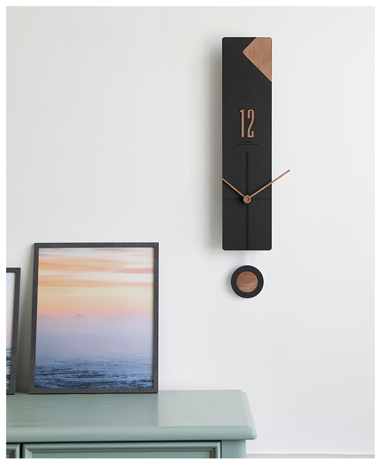 Emitdoog Simple Line Swing Clock