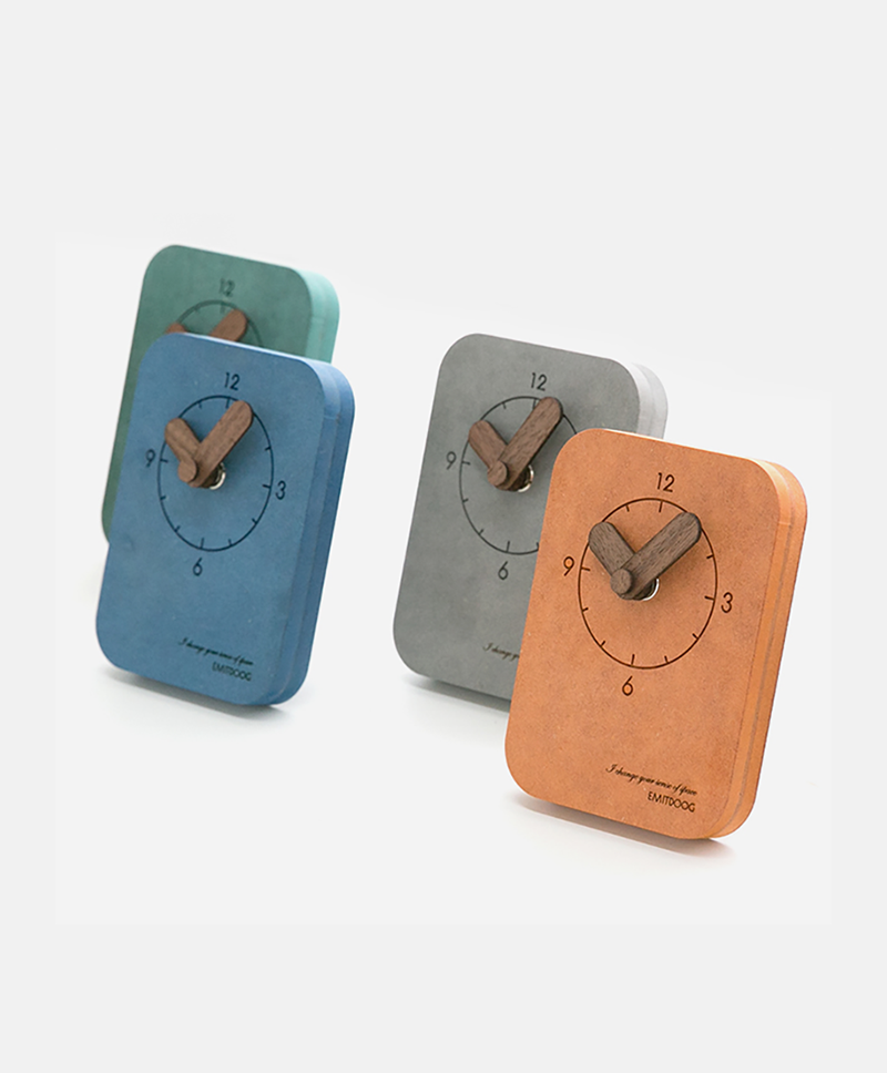 Emitdoog Concrete Table Clock